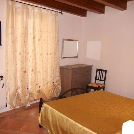 Apartament La Finestra Sotto La Rocca Cefalù Pokój zdjęcie