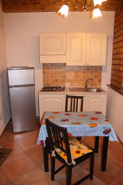 Apartament La Finestra Sotto La Rocca Cefalù Pokój zdjęcie
